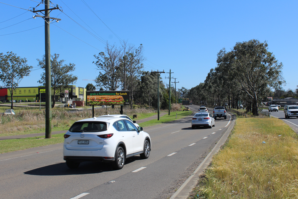 EiMedia McGraths Hill Northbound Digital Billboard